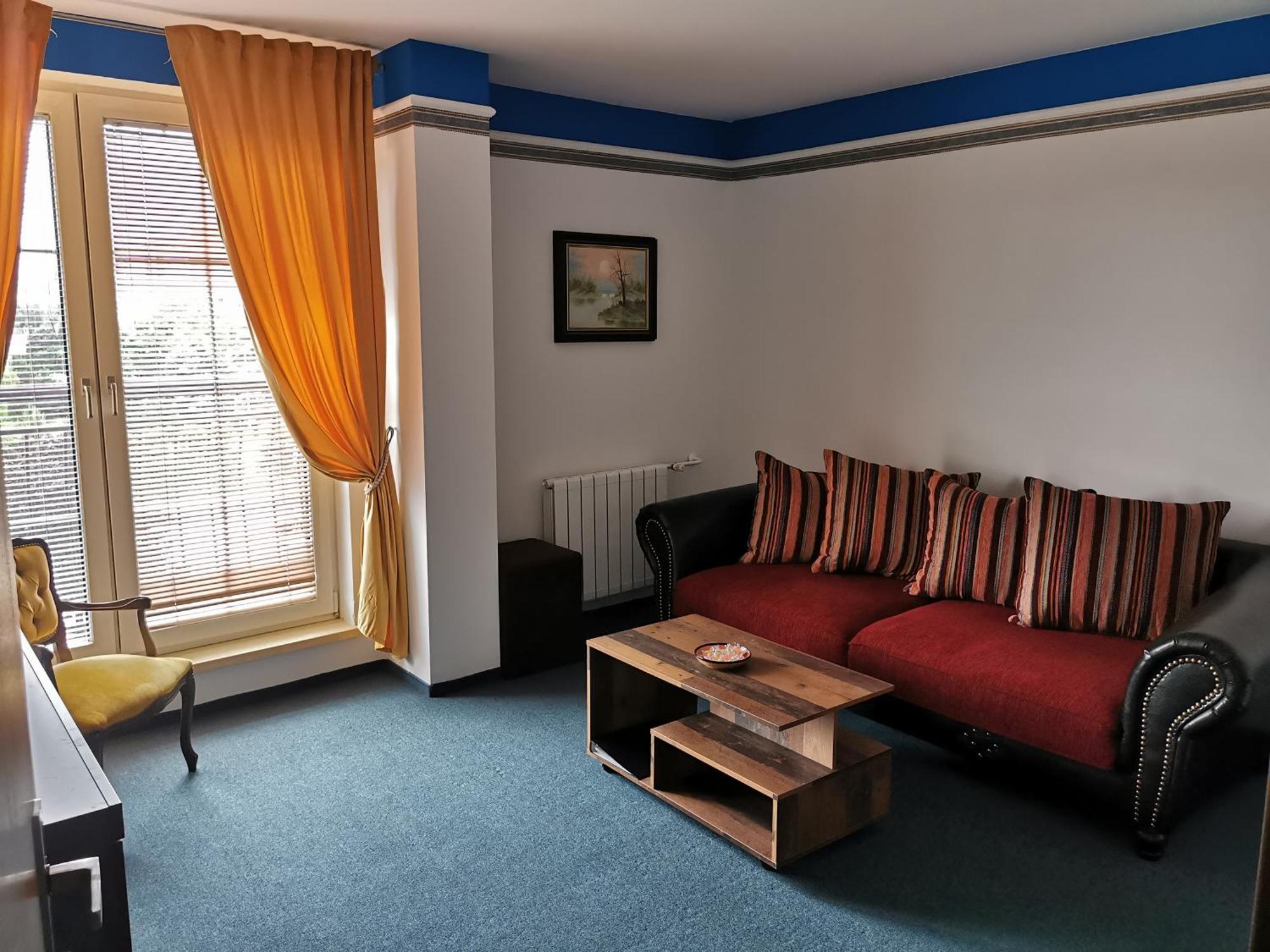 Hotel Diana Nove Mesto nad Vahom Room photo